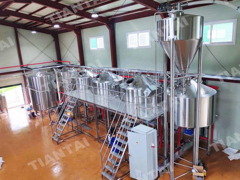 3000l four vessel brewery equipment under installation 